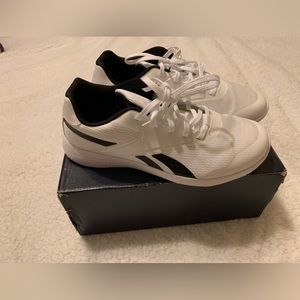 Reebok Women’s Sneakers Size 8 New In Box